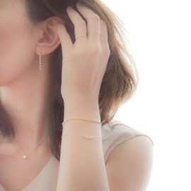 NAOTJEWELRY Women's Zirconia Necklace, 30.9 lbs (14 kg), Round CZ Necklace, Gold