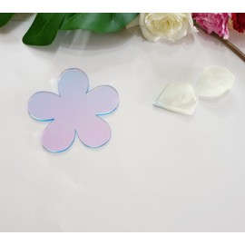 Set of 2 Daisy Rainbow Acrylic Coaster,Clover Flower Iridescence Acrylic Coaster,Modern Drinkware Coaster for Home Dining Table Ornaments Gifting (Rainbow)