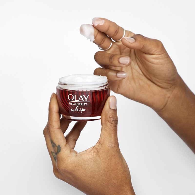 Olay Regenerist Whip Day Cream, Moisturising Cream with Vitamin B3