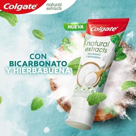 Colgate Pasta Dental Natural Extracts Bicarbonato y Menta, pasta blanqueadora suave, refrescante, vegana, sin gluten, 90 g