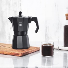 Cecotec Caffettiera Italiana Moka Express Cumbia Mokclassic 300 Black, 150 ml, Alluminio, Capacità 3 Tazze, Colore Nero, Adatta per Diversi Tipi di Cucina e Facile da Pulire, Lavabile in Lavastoviglie