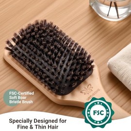 URTHEONE Juego de cepillos de pelo de cerdas de jabalí puro con peine de dientes anchos, kit de desenredado de madera de haya natural para controlar e