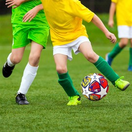 oBoAA Balón de Fútbol de Entrenamiento Juvenil, Tamaño Normal de Partido 5 con Red de Pasador, Soccer Lovers Gift, Champions League Football Fans Memorabilia Adecuado para Niños y Adultos (4HZQ-HX1)