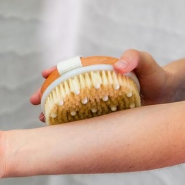 Woodlife® - Cepillo Corporal de Cerdas Naturales, Exfoliante y Estimulante, Ideal para Combatir la Celulitis y Mejorar la Circulación Sanguínea.