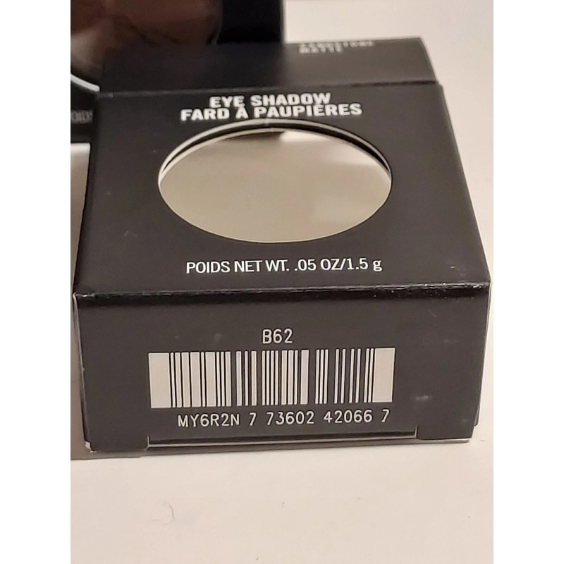 M·A·C MAC Eye Shadow Matte *SANDSTONE* / .05 oz /