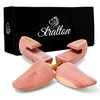 STRATTON MEN’S ADJUSTABLE SPLIT TOE CEDAR SHOE TREE - GROWN