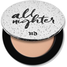 Urban Decay All Nighter - Polvo Compacto para Sellar el Maquillaje, A Prueba de Agua Acabado Mate, Translúcido, Difumina los poros, Matifica y Suaviza la Piel 7.5 gr