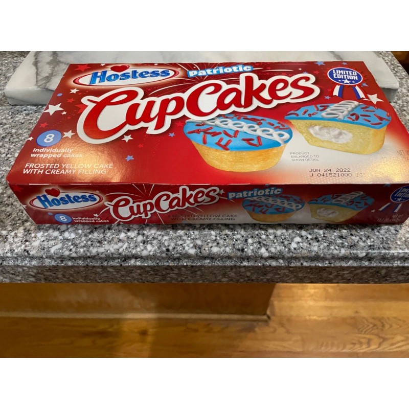 Hostess CupCakes PATRIOTIC 2021 - LE Box - 8 Cakes