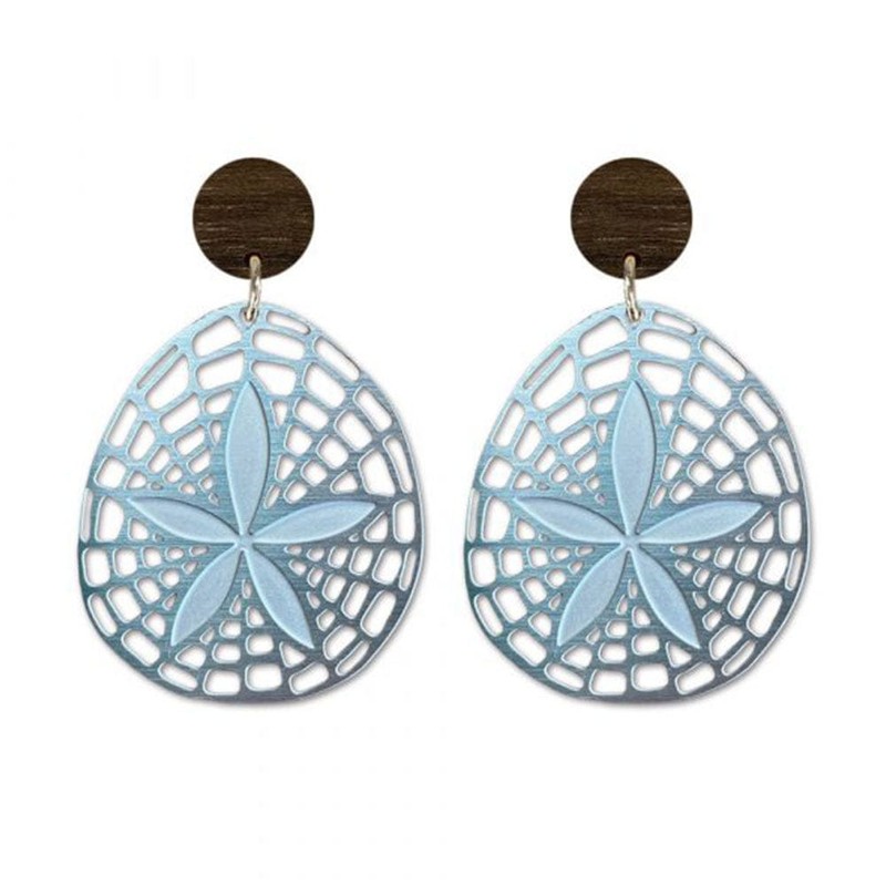Go Do Good Stud Earrings - Sand Dollar