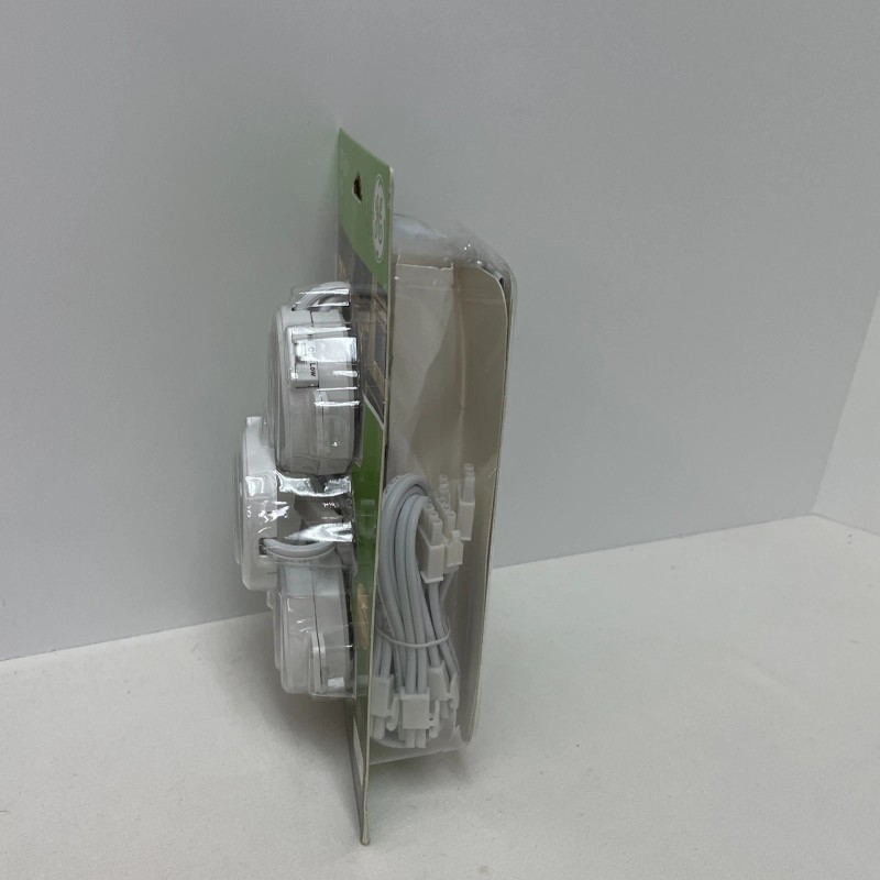 GE 3 LED Puck Lights 450 Lumens Linkable Lights Brand