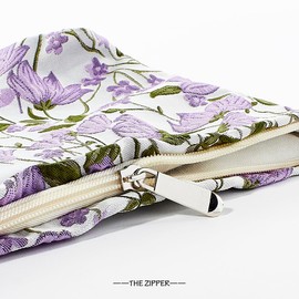 Youteer Jacquard Ladies Cosmetic Bag, Large Capacity Zipper Canvas Travel Makeup Bag Aesthetic Design Accessories Storage Bag for Women, Purple Flowers.
