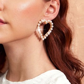 Yienate Heart Pearl Hoop Drop Earrings Multi Beaded Cluster Love Heart Pearls Dangle Earrings Gold Exaggerated Statement Bridal Pearl Earrings Jewelry for Women and Girls