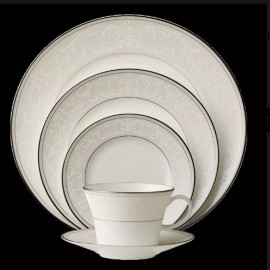 Nikko Bone China Pearl Symphony 5 Piece Setting BRAND NEW