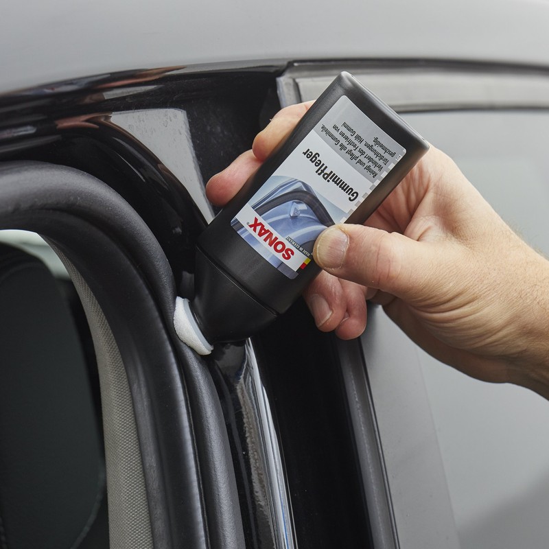 SONAX 03401000 Rubber Treatment