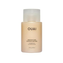 OUAI Champú Mediano Tamaño Viaje - Champú Hidratante Con Aceite De Coco, Babasú, Extracto De Kumquat Y Queratina - Fortalece, Nutre Y Aporta Brillo - Productos Para El Cuidado Del Cabello Sin Parabeno