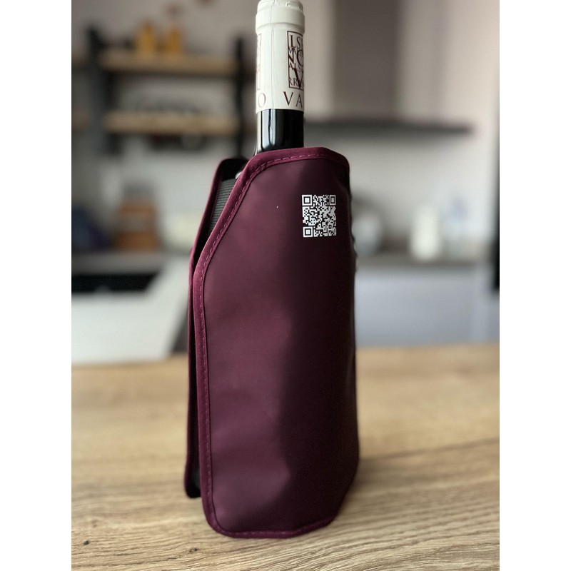 Thermal pouch for preserving wines and cava