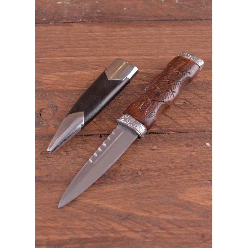 Battle-Merchant Sgian Dubh with Sheath