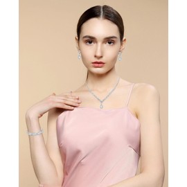 JELIEE - Juego de collar de vidrio para mujer, collar de diamantes de imitación, colgante de lágrima, aretes brillantes, joyería para damas de honor, boda, fiesta, Diamante de imitación, Diamantes de imitación