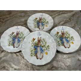 Zrike Peter Rabbit Salad Plates Field Of Dreams Set Of 4 Gold Scalloped 8 Inch New