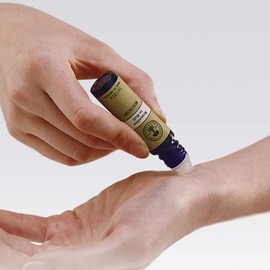 NEAL'S YARD REMEDIES Aroma Pulse Relaxation (Portable Aroma), Other Main Units