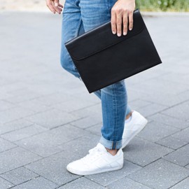 Jahn-Tasche 1042 A4 Aniline Leather Document Folder for Men and Women Black