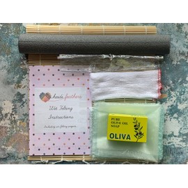 heidifeathers® Wet Felting Kits (Boxed Wet Felting Kit with Bamboo and Merino Wool)