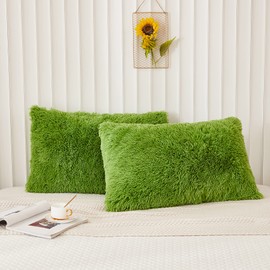 Memfydu Faux Fur Fluffy Pillowcases, Apple Green Plush Shaggy Velvet Standard/Queen Size Pillow Cover Set of 2, Zipper Closure (20"x26", Apple Green)