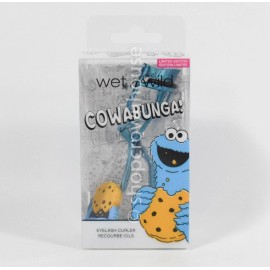Wet n Wild Sesame Street Cowabunga! Eyelash Curler