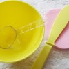 Pack tool: rubber pack ball + spatula + measuring spoon