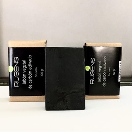 Rusens - Kit de 3 Jabones de Carbón Activado 100% Natural. Elimina Toxinas, Impurezas y Regula Grasa en la Piel