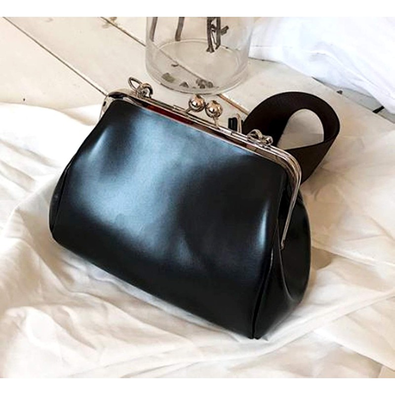 Zazaland Mini Shoulder Bag, Snag, Easy to Take Out, Leather,
