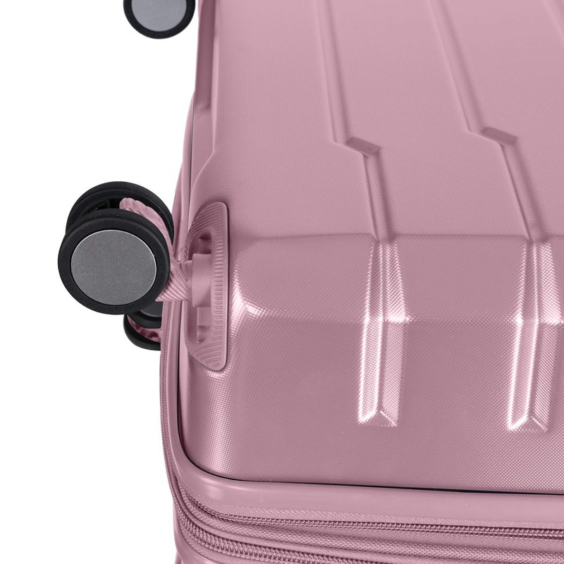 it luggage Prosperous 21" Hardside Checked 8 Wheel Expandable Spinner,