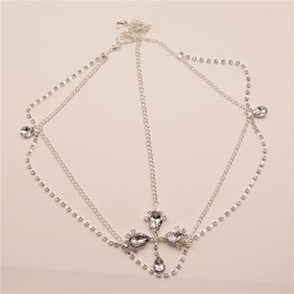 Xerling Forehead Crystal Pendant Head Chain Accessories Layered Rhinestones Headpiece for Women Girls Boho Silver Head Jewelry for Festival Wedding (Silver)