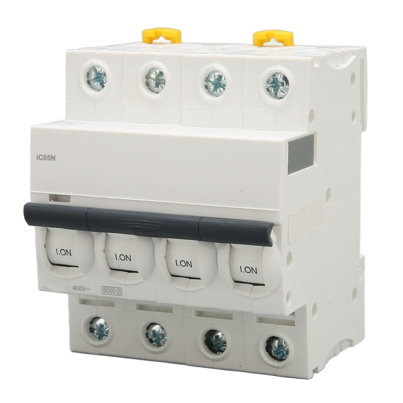 Miniature Circuit Breaker PA66 Flame Retardant Housing 4P Automatic Circuit