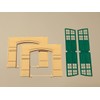 Auhagen 80605 Walls 2326A Yellow/Gates I Green Modelling Kit