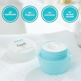 Curel Crema japonesa para el cuidado de la piel para los ojos, con ceramidas, 0.8 onzas | Para pieles sensibles secas, ayuda a reducir la apariencia d