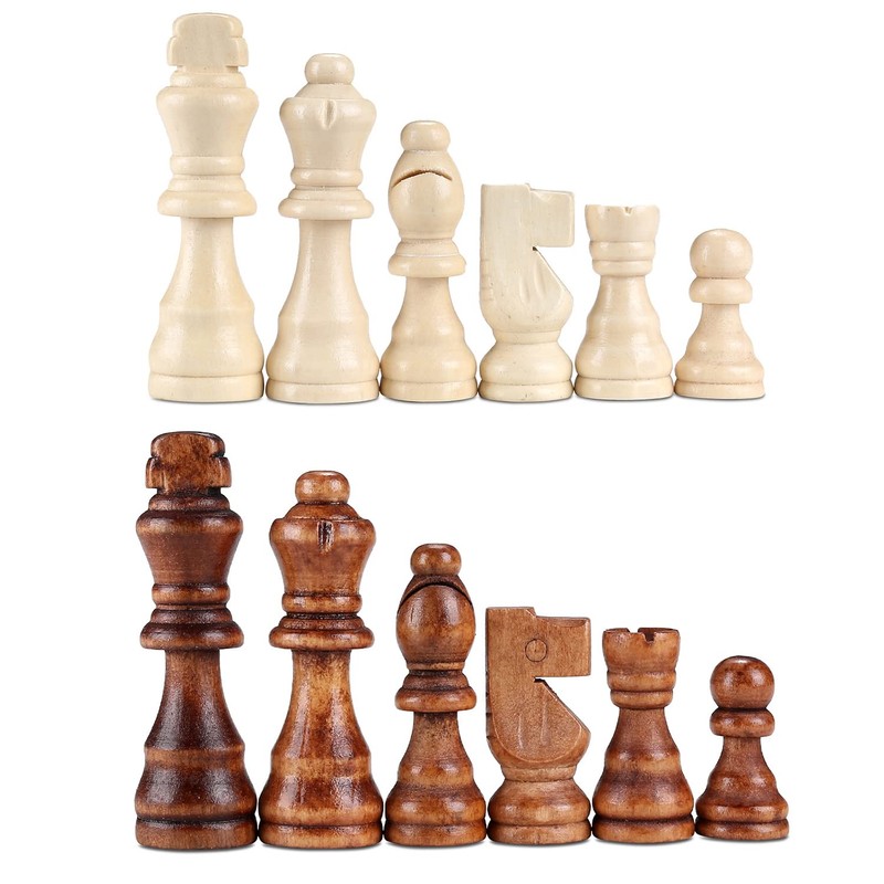 62 Pieces Wooden Checker Pieces & Chess Pieces 2 in