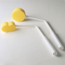 Angled Ergonomic Long Handle Bath Sponge (Round)