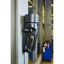 ANSMANN Arbeitsleuchte LED Future HS1000FR mit 5 W & 330 Lumen inkl. integriertem Li-Ion Akku und Ladestation - LED Handlampe ideal als Werkstattlampe Arbeitslampe Handleuchte Taschenlampe