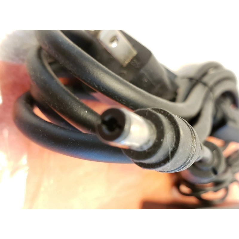 FSP FSP040-RHAN2 output 12V 3.33A 40W AC/DC Power Adapter Axis