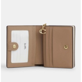 Coach Snap Wallet In Signature Canvas With Heart Print CQ145