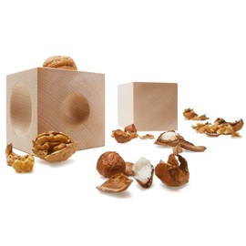 Siebensachen - Nut cube - nutcracker - beech - light