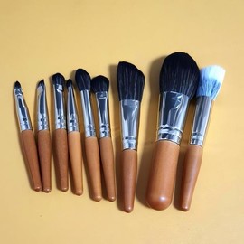 Makeup brush set 9 types Black pouch Makeup tool kit Cosmetic bag Beauty brush supplies Cash on delivery or payment upon order / 메이크업 브러시 세트 9종 블랙파우치 화장 도구 키트 화장품 가방 뷰티 브러쉬 용품 착불 또는 주문시 결제