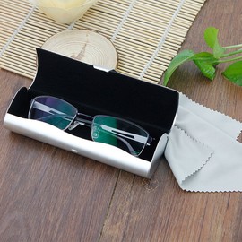 Ezeso, Aluminium Glasses Case, Simple Design, Silver, 15.2 x 4.9 x 3.2 cm, silver