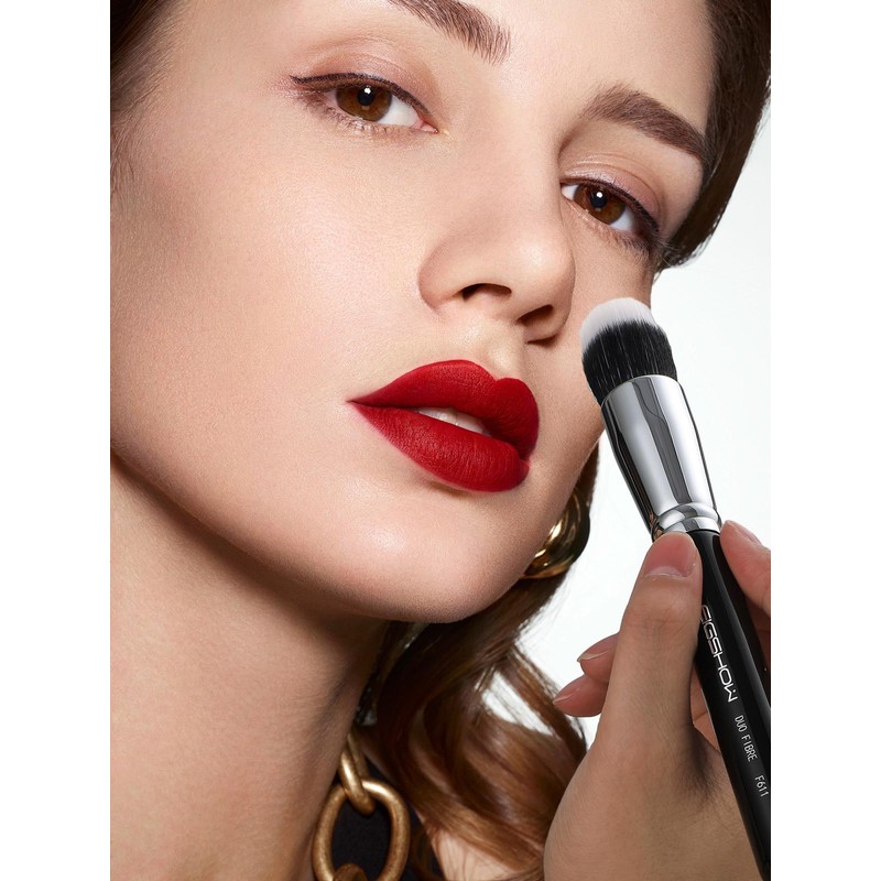 EIGSHOW Stippling Brush, Professional Makeup Brush (F611)