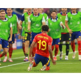 8x10 Photo LAMINE YAMAL Spain European FC Barcelona La Liga Soccer Goal