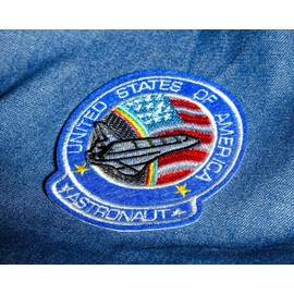 United States Space Shuttle Astronaut Mission Patch – Iron On Embroidery Badge (7cm Round) – USA Flag Space Emblem for Jackets, Backpacks, Costumes & Collectors
