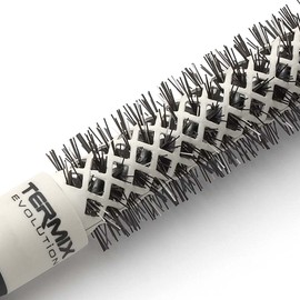 Termix Evolution Soft Ø 17 mm-Hairbrush for thin hair with ionized bristles specially for thin and delicate hair.