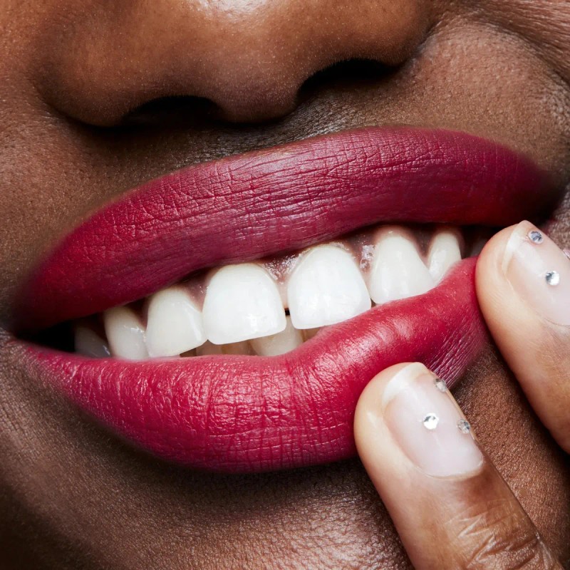 Labial MAC Retro Matte Relentlessly Red Mate Intenso Alta Pigmentación