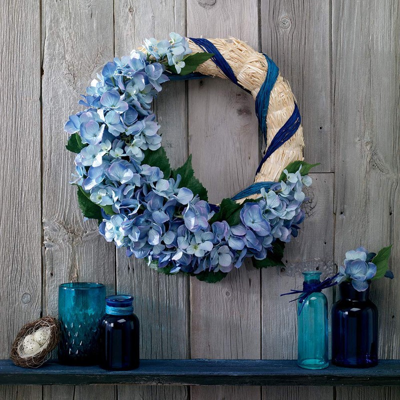 FloraCraft Straw Wreath Form 8 Inch Natural